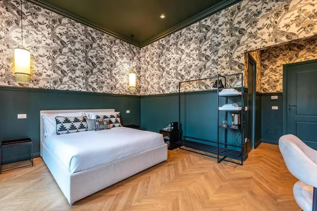 Voluta Suites contacts